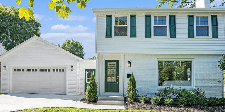 2524 Albert Dr SE, East Grand Rapids, MI 49506